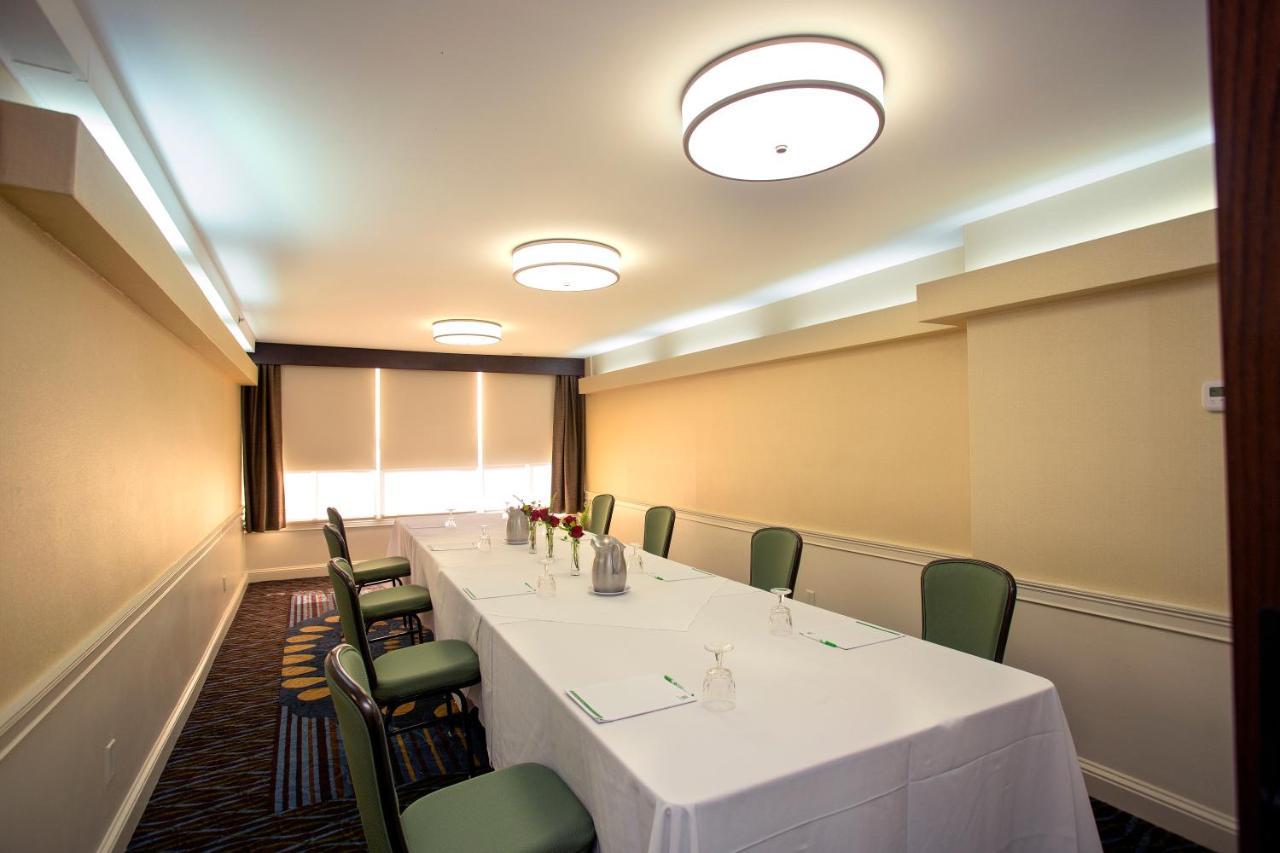 Holiday Inn Athens - University Area Εξωτερικό φωτογραφία