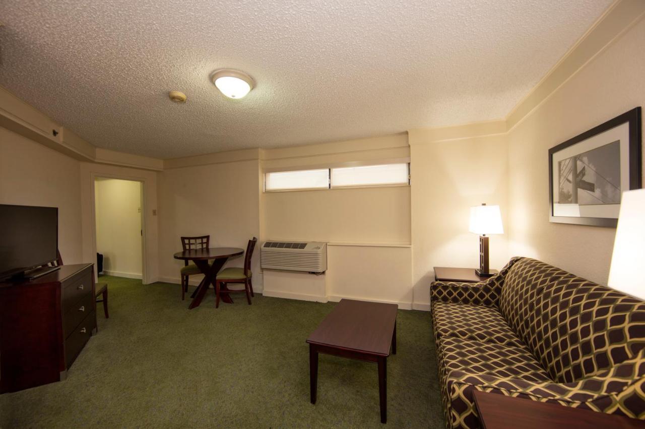 Holiday Inn Athens - University Area Εξωτερικό φωτογραφία