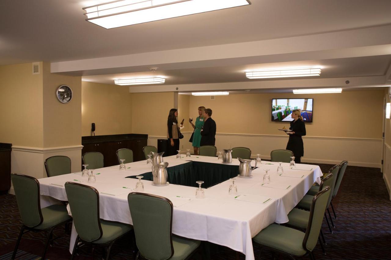 Holiday Inn Athens - University Area Εξωτερικό φωτογραφία